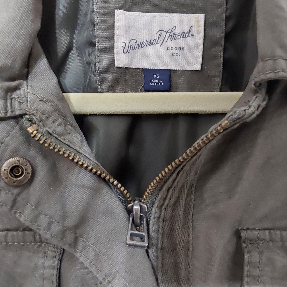 Universal Thread Utility Jacket in Olive - Picture 4 of 4